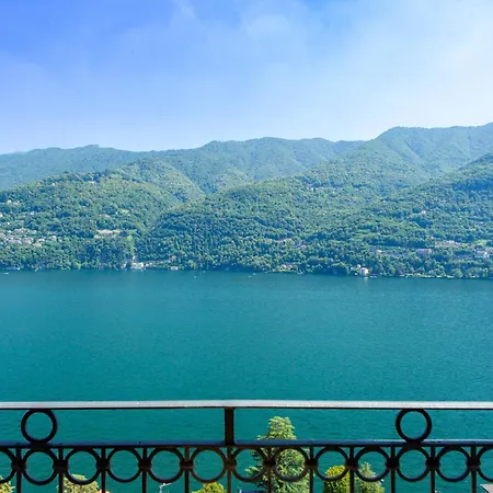 Apartmán Emy House Charming Stunning Views Balcony Ac