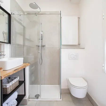 Apartmán Emy House Charming Stunning Views Balcony Ac *