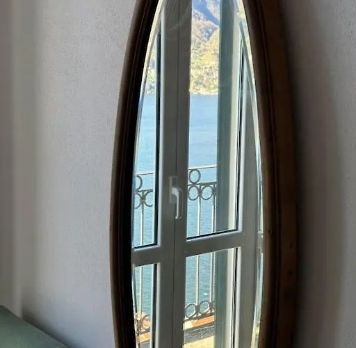 Emy House Charming Stunning Views Balcony Ac