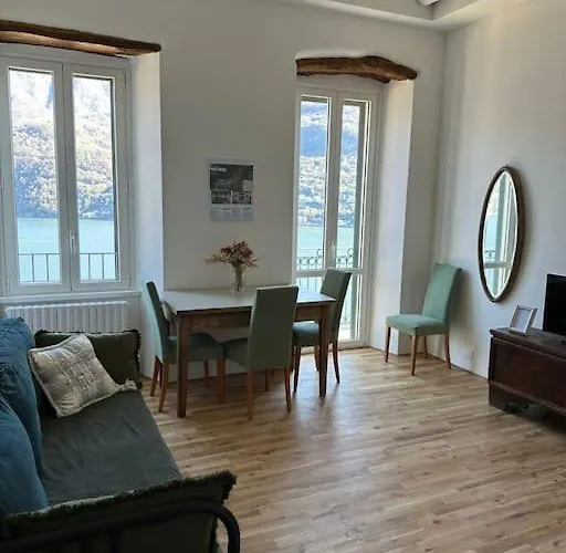 아파트 Emy House Charming Stunning Views Balcony Ac