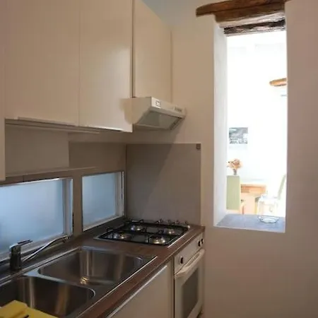 Emy House Charming Stunning Views Balcony Ac Apartment *